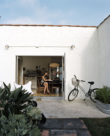 Dwell_magazine_outside