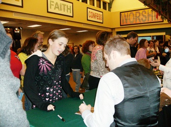 Matthew_west_signing_photo_for_kayl