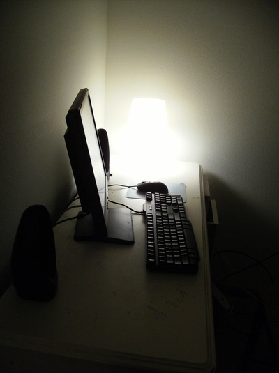 Office_at_night