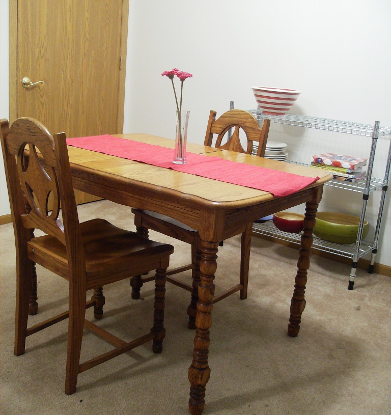 dining room 09-16-08.JPG