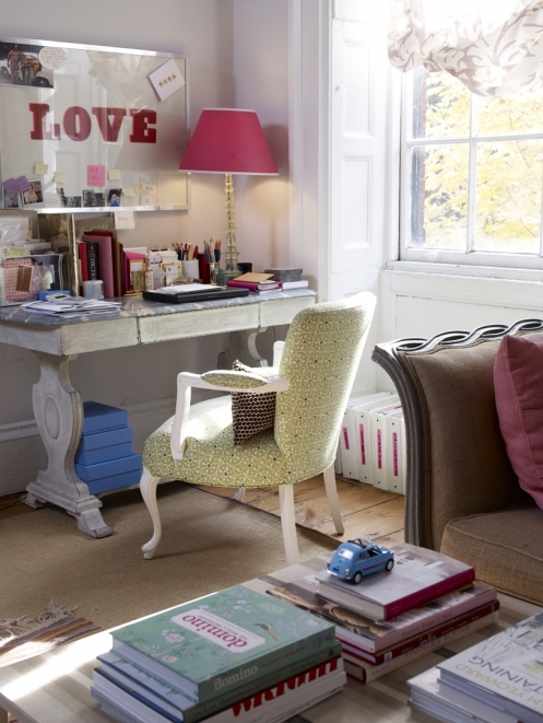 Pretty office Pretty office