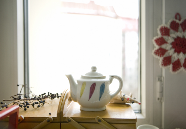 Fine little day - window sill piles 1