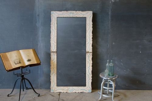 Modern50  1172_brass-painted-circus-framed-chalkboard5a