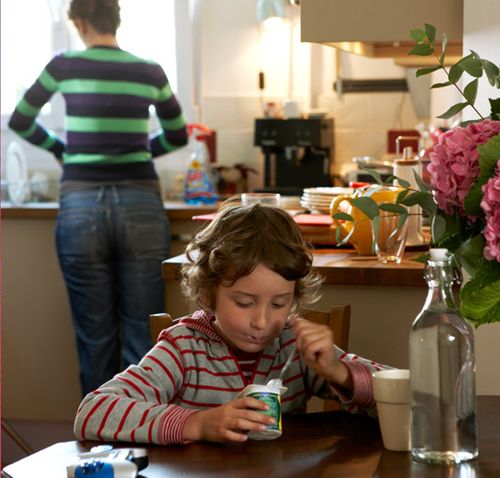 01-couple-living-in-paris