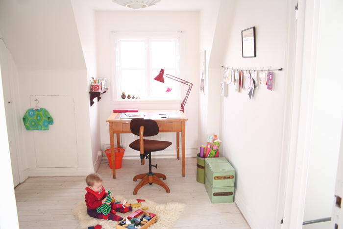 Aprill aprill - 04-11   1  1