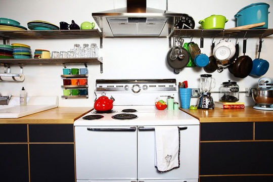 Kitchen color via AT 1